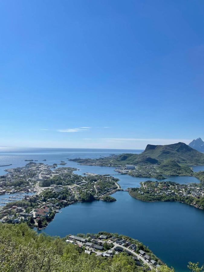 Romslig Leilighet Sentralt I Svolvaer Sentrum エクステリア 写真