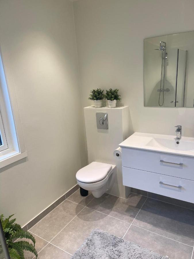 Romslig Leilighet Sentralt I Svolvaer Sentrum エクステリア 写真